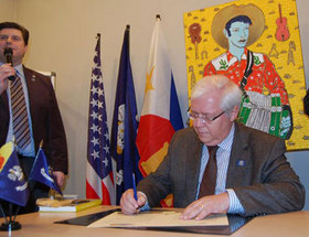 Signature de la Charte d’amitié à Namur le 20 février 2011